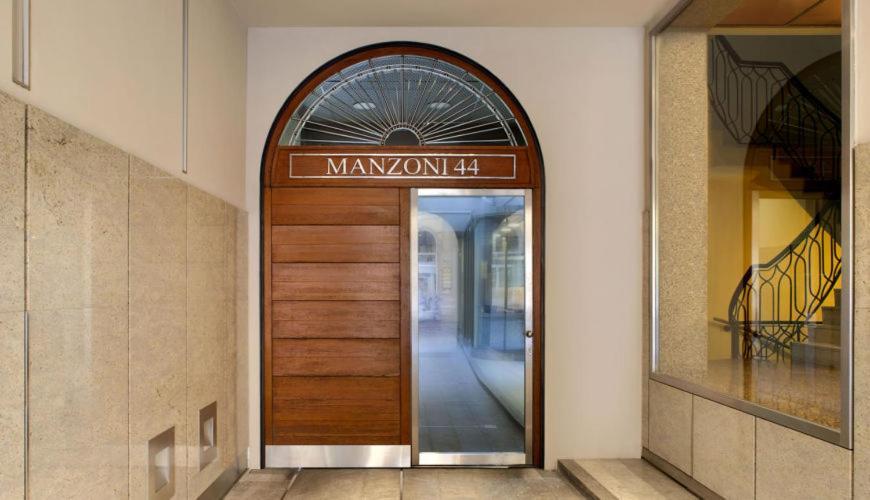 Manzoni 44 Suite Milano Esterno foto