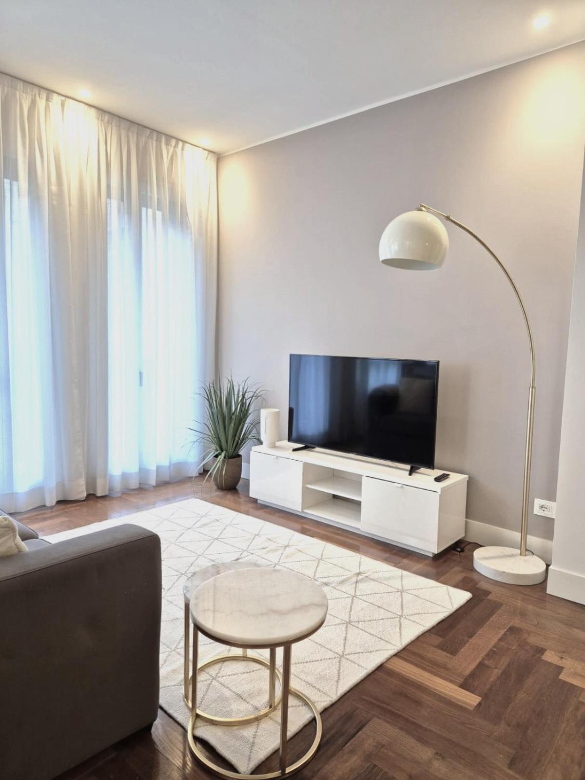 Manzoni 44 Suite Milano Esterno foto